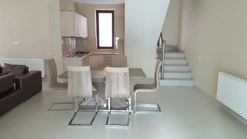 Villa Crystal Town House Bakuriani Exterior foto