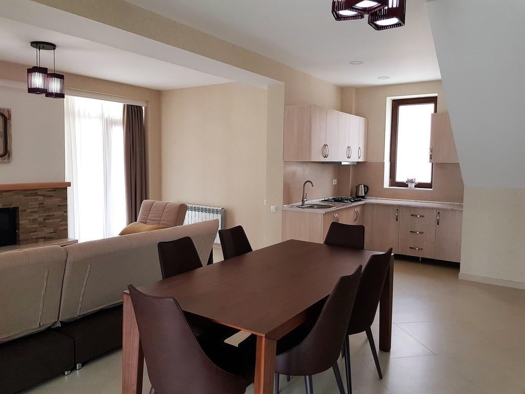 Villa Crystal Town House Bakuriani Exterior foto