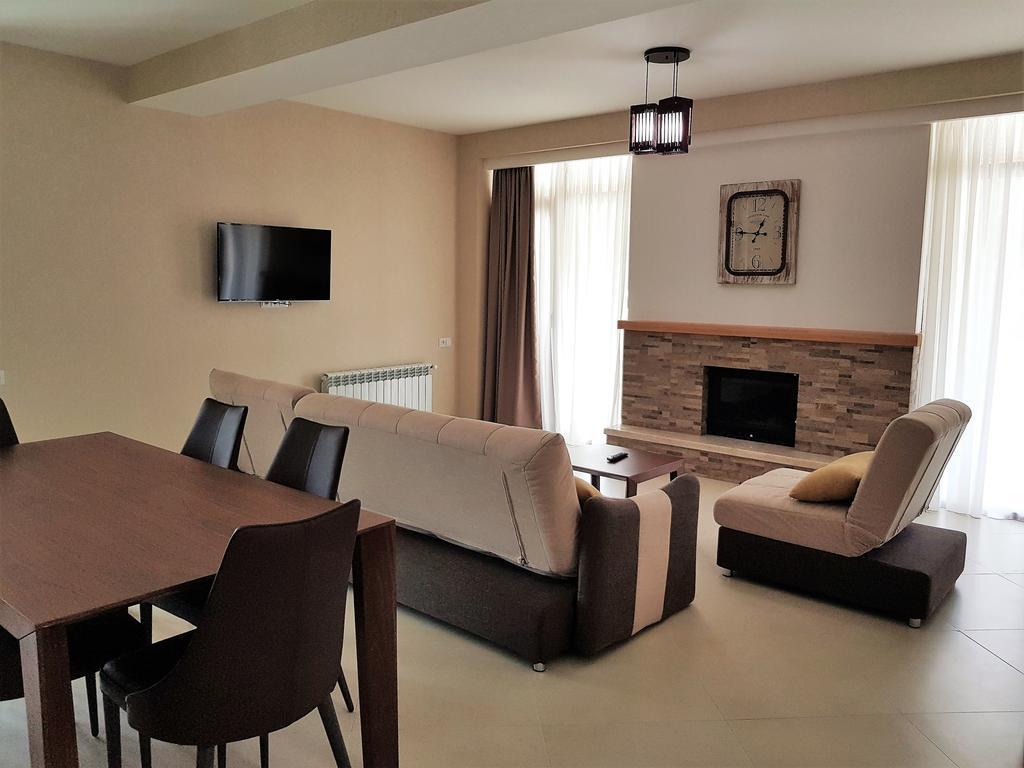 Villa Crystal Town House Bakuriani Exterior foto